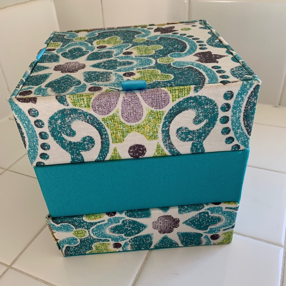 Stackable Jewelry Box - Picture 4 of 5